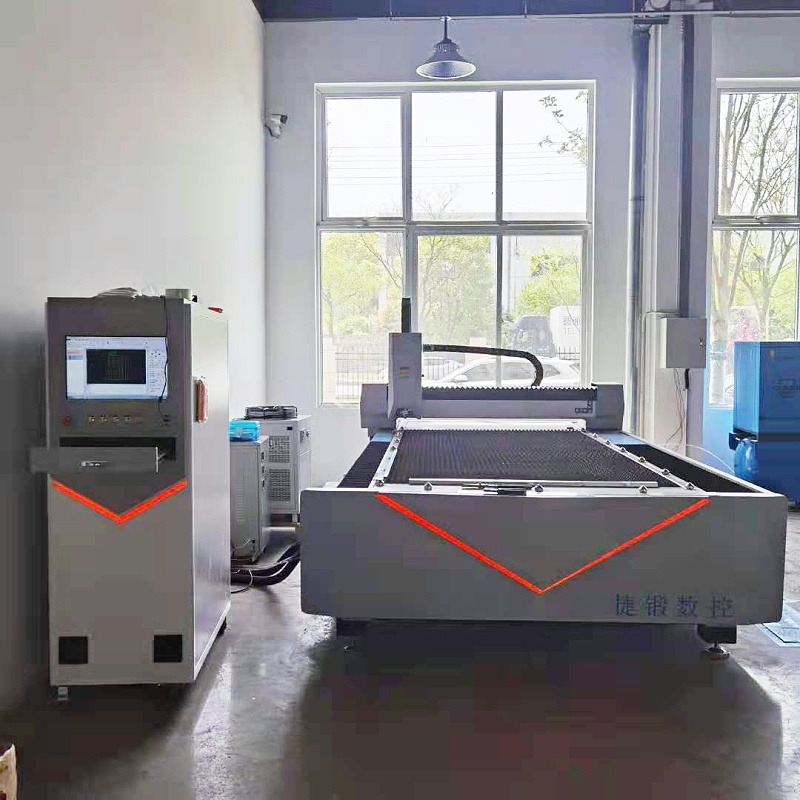 激光切割機(jī)