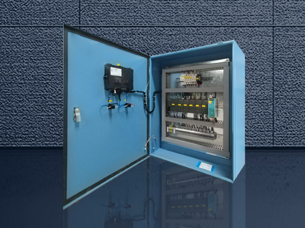 一控四對開調(diào)節(jié)閥門PLC控制柜