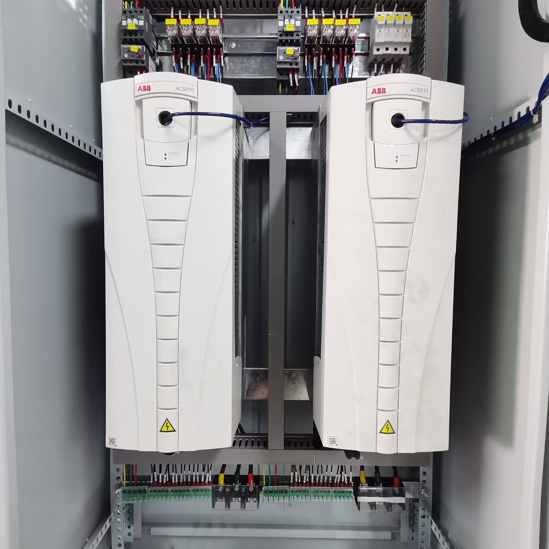 空調循環泵控制柜